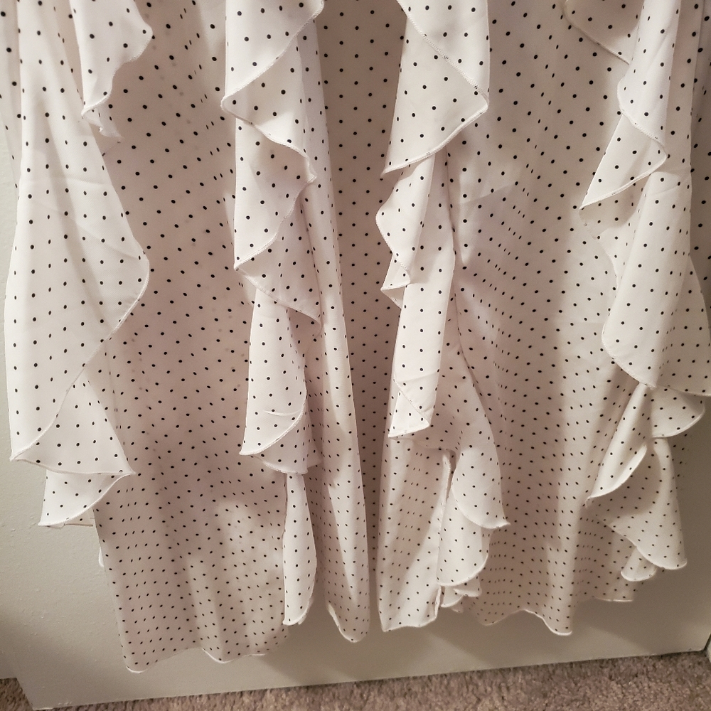 Victoria's Secret | Ivory Dot Ruffle Robe - Medium - Picture 6 of 10